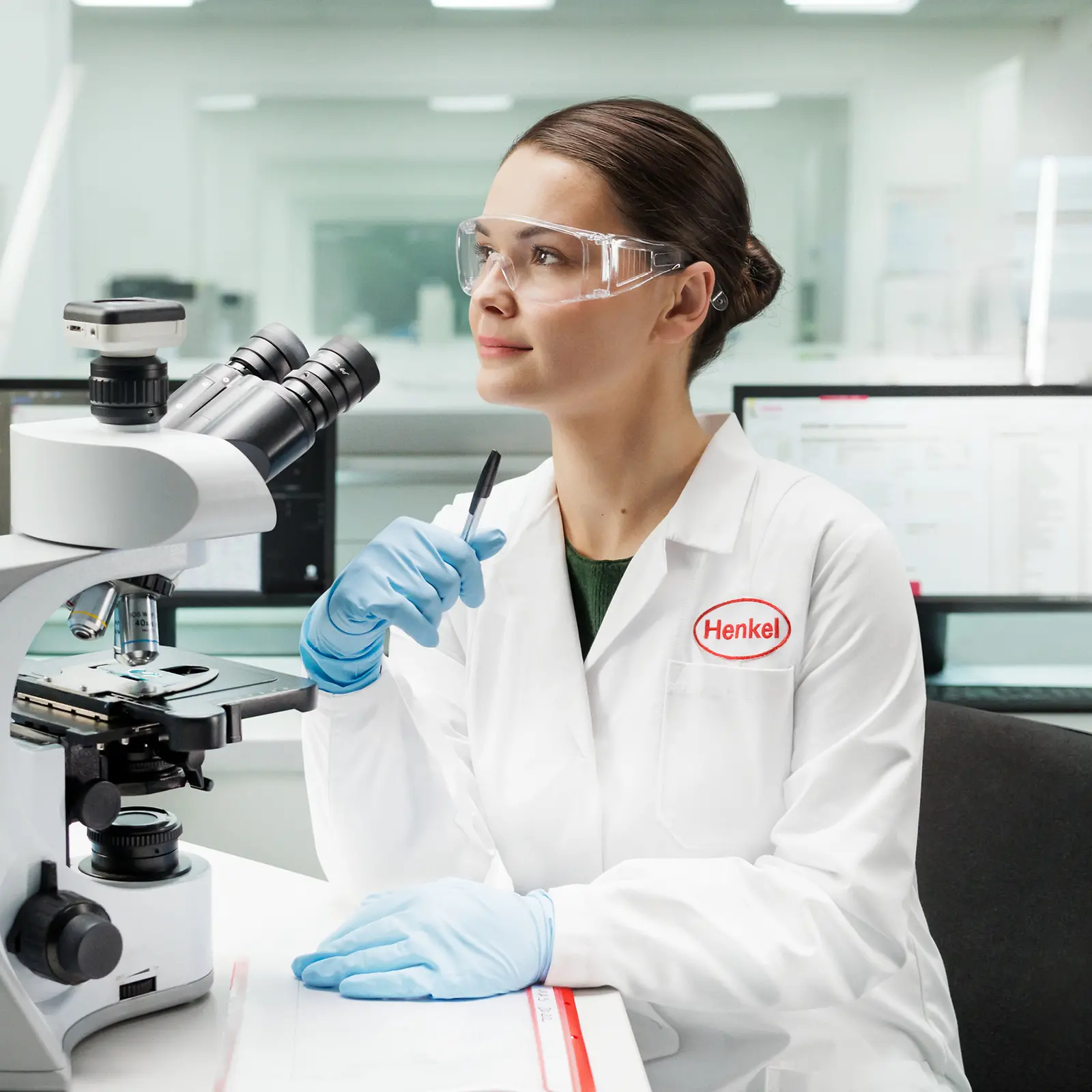 Women in Laboratory