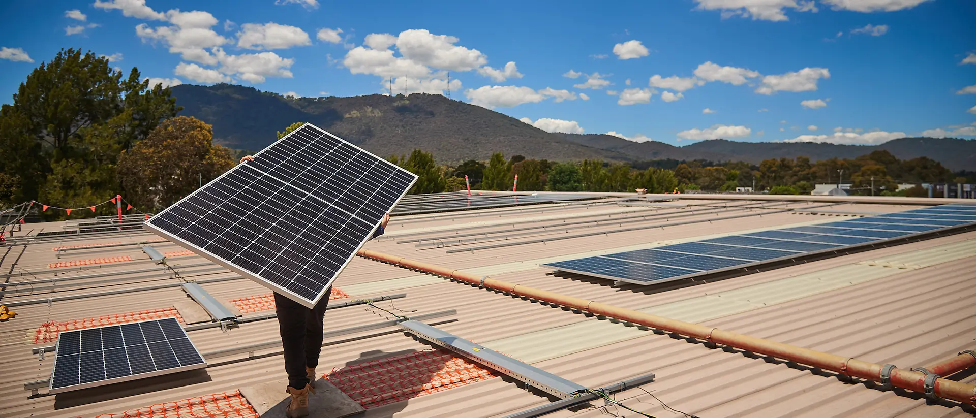 20220321-henkel-australia-kilsyth-solar-panels-roof