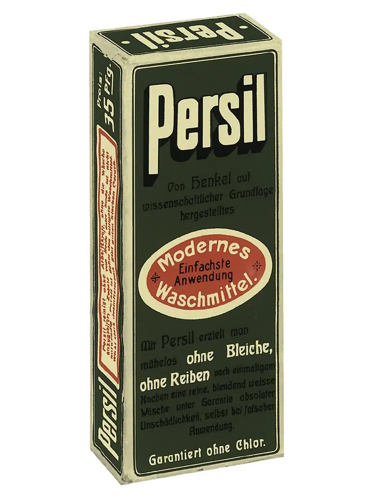 Vintage Persil detergent box with German text and red oval label highlighting modern, easy application